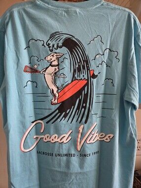 NWT Lacrosse Unlimited Tee Surfing Dog Size M